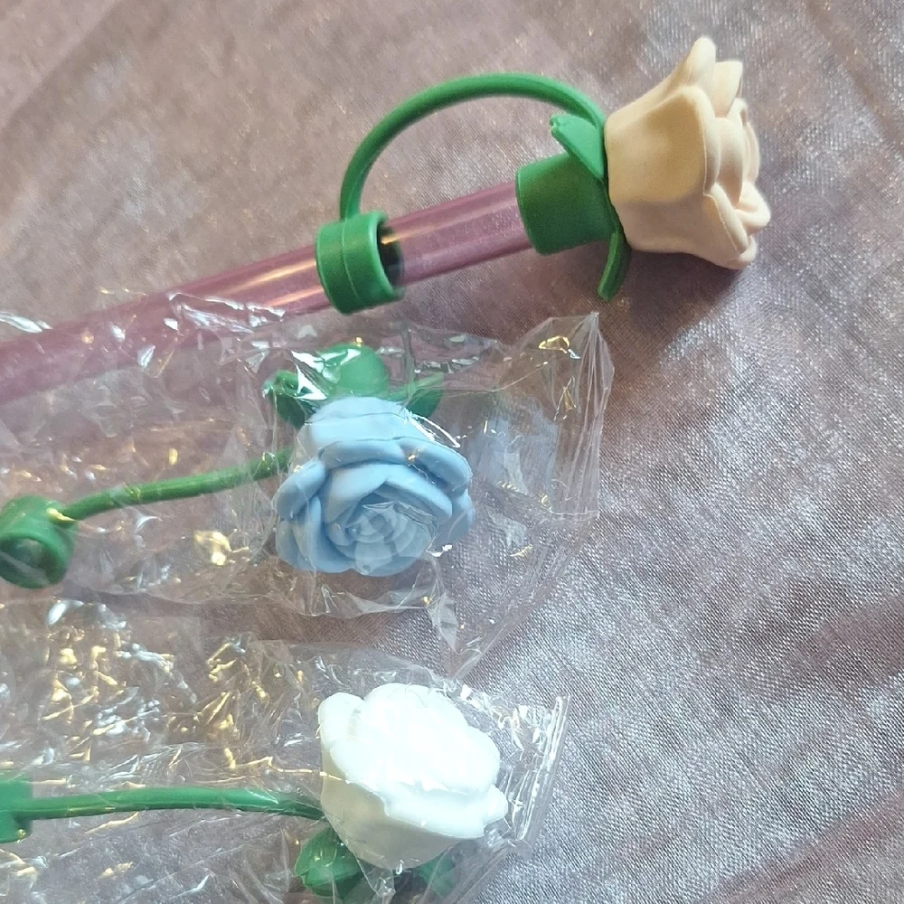 Set Of Rose Silicone Straw Toppers - Straw Cover - Fits 10mm And Stanley